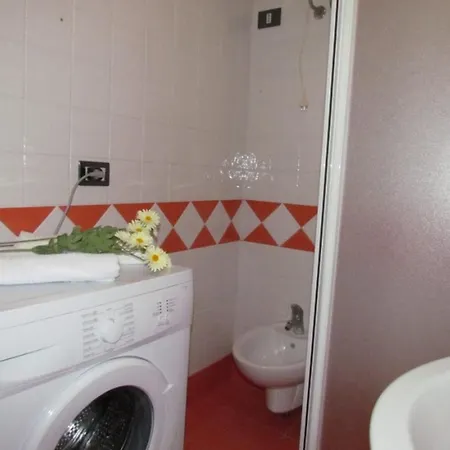 Flat With Spacious Balcony In Διαμέρισμα *