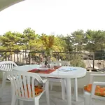 Flat With Spacious Balcony In * Бібіоне