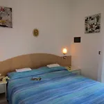 Flat With Spacious Balcony In Апартаменти Бібіоне