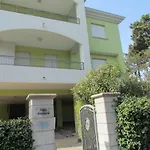 Flat With Spacious Balcony In Бібіоне